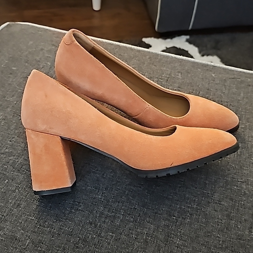 Andre Assous sz 37 rose pink suede pumps heels US sz 7 new SH143